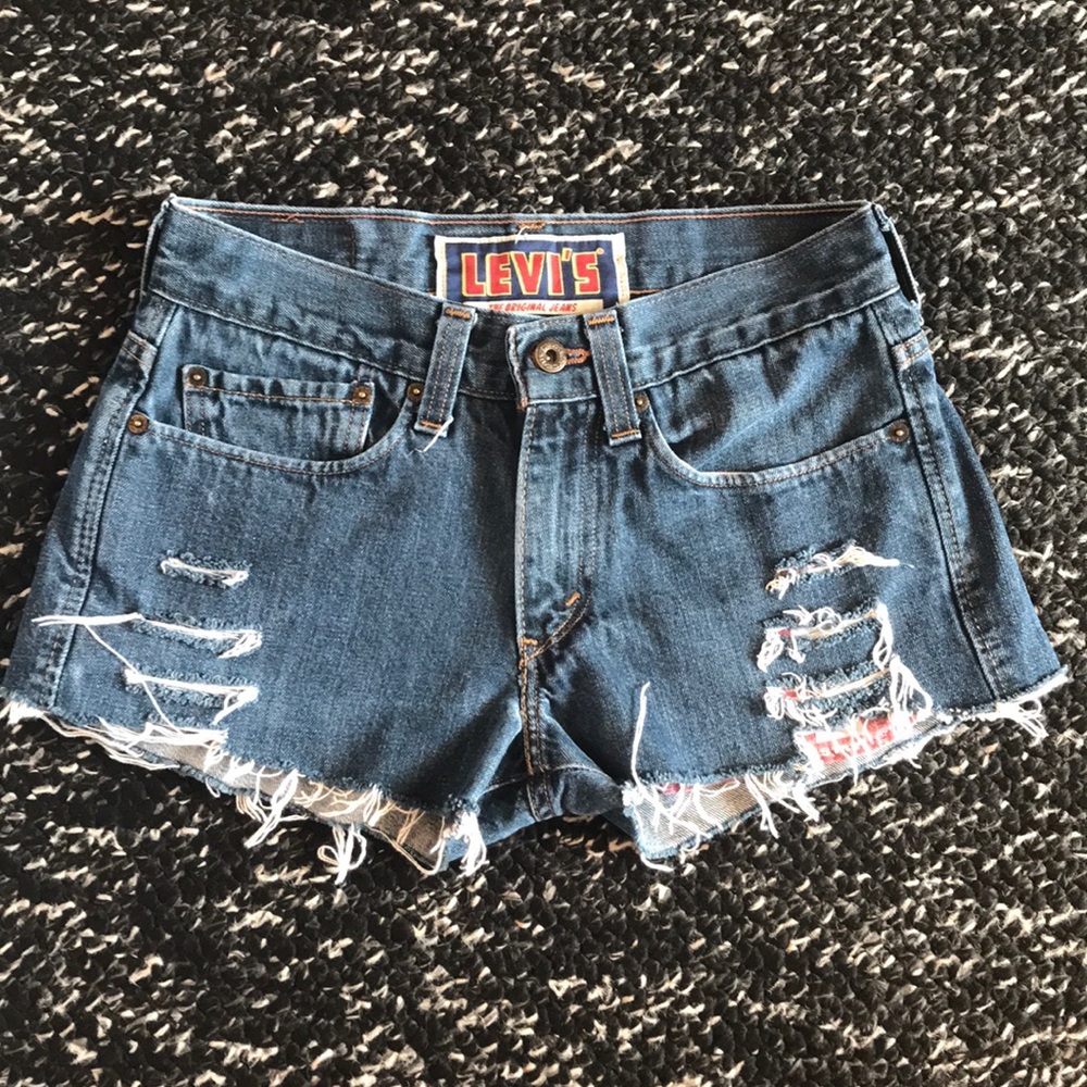 Levi’s ripped shorts
